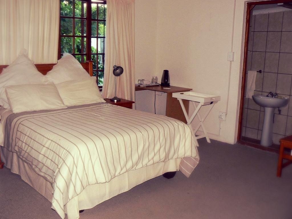 Country Link Guest Lodge Komatipoort Eksteriør billede