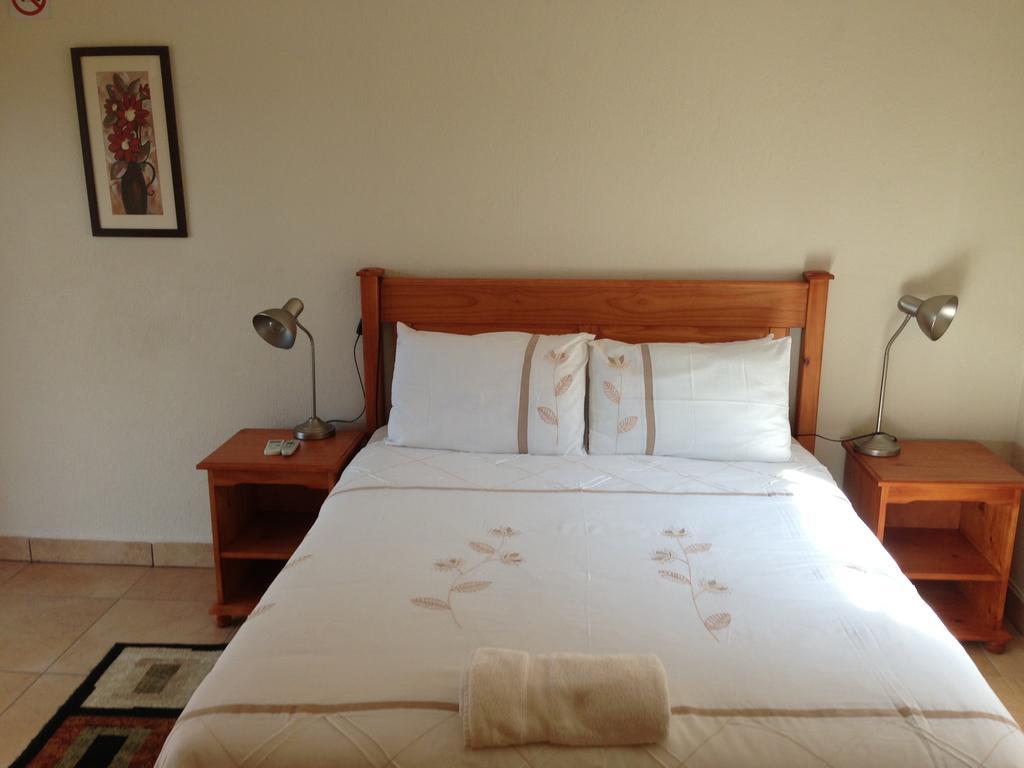 Country Link Guest Lodge Komatipoort Eksteriør billede