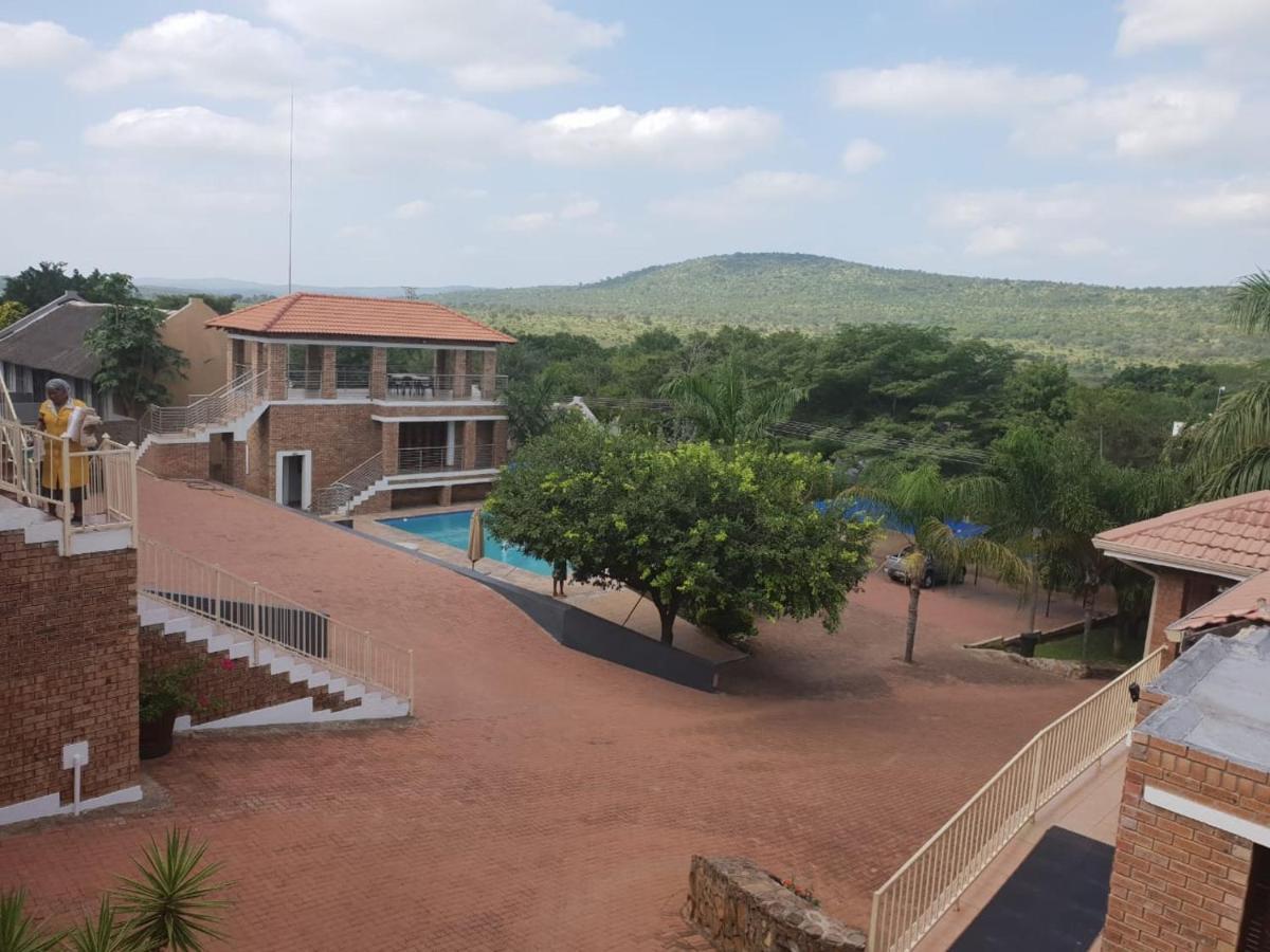Country Link Guest Lodge Komatipoort Eksteriør billede